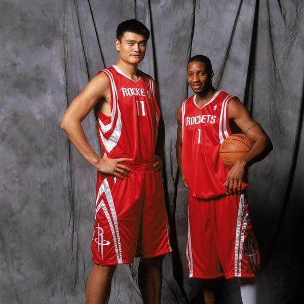 欧冠半场：罗德里戈破门，哈兰德点射，曼城暂2-1皇马