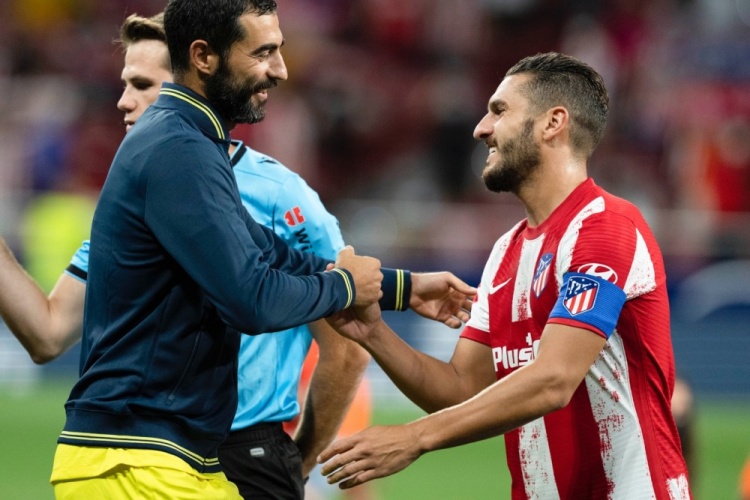 2月全球收入榜：王者稳居榜首，《恋与深空》2.2亿营收排第19