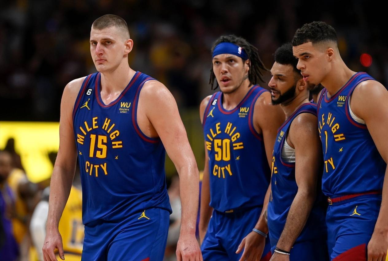 记者：于汉超参加教练员培训班，冬训时以助教身份与申花会合