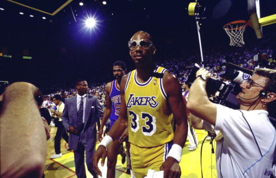 英超：曼城主场3-1击败布莱顿